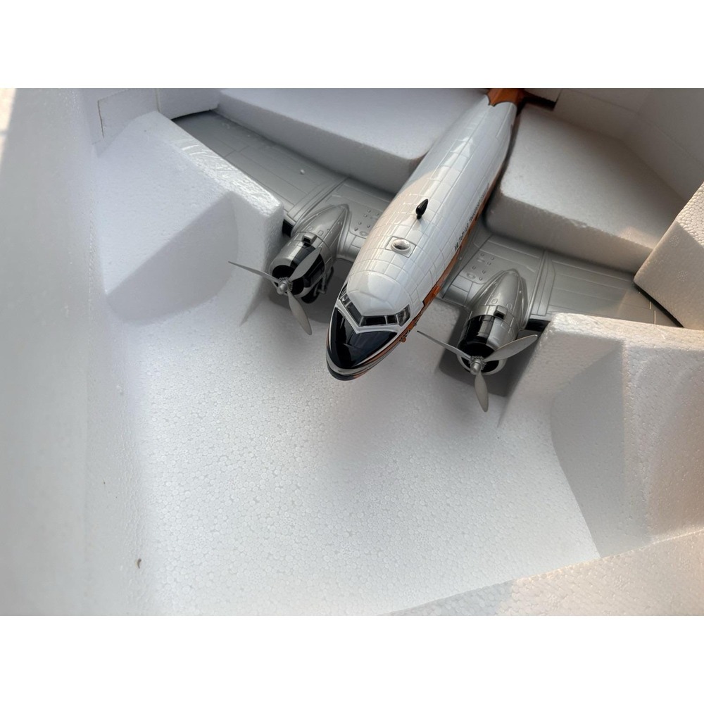 Franklin Mint Armour B11E058 1/48 C-47 USAF Military Transport Command 201 - Picture 5 of 10